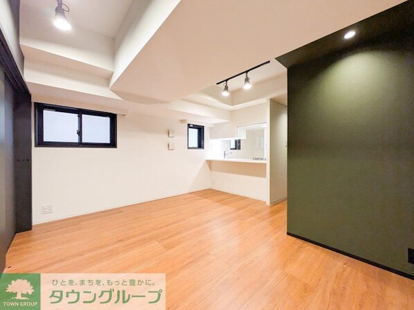 ZOOM信濃町の物件内観写真